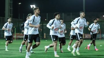 منتخب مصر يواصل تدريباته استعدادًا لودية روسيا.. صور