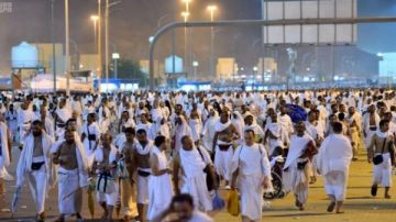 هل يجوز الاكتفاء بالمرور بمزدلفة؟.. الإفتاء تجيب هل يجوز الاكتفاء بالمرور بمزدلفة؟.. الإفتاء تجيب