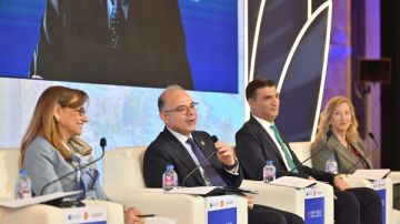 وزير الاستثمار : منظومة الهوية الرقمية بوابتنا لتسهيل رحلة المستثمر وزير الاستثمار : منظومة الهوية الرقمية بوابتنا لتسهيل رحلة المستثمر