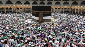 إجمالي أعداد الحجاج يتجاوز 1.7 مليون حاج رسميا