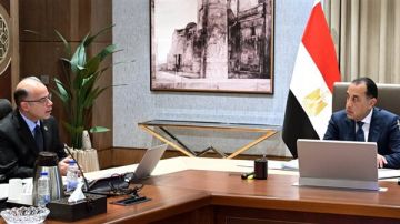 محمد فريد: نظام المناطق الاستثمارية أحد آليات جذب وتحفيز الاستثمار المحلي والأجنبي محمد فريد: نظام المناطق الاستثمارية أحد آليات جذب وتحفيز الاستثمار المحلي والأجنبي