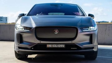 بتصميم رياضي.. مواصفات جاجوار I-Pace R-Dynamic HSE صور بتصميم رياضي.. مواصفات جاجوار I-Pace R-Dynamic HSE صور
