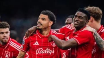 نوتنجهام فورست يتعادل مع ضيفه نيوكاسل يونايتد نوتنجهام فورست يتعادل مع ضيفه نيوكاسل يونايتد