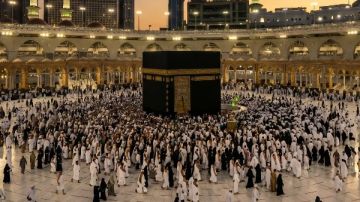 احذر التصوير خلال أداء الحج.. أزهري يوضح السبب احذر التصوير خلال أداء الحج.. أزهري يوضح السبب