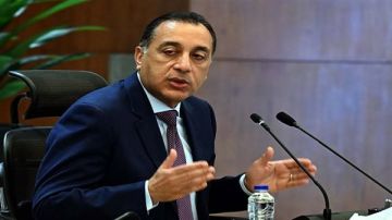 مدبولي: قيد 30 شركة حكومية تمهيدا لطرحها بالبورصة عاجل مدبولي: قيد 30 شركة حكومية تمهيدا لطرحها بالبورصة عاجل