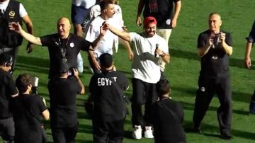 دفعة معنوية.. ماذا قال أبوريدة والعميد قبل السفر لـ المونديال؟ دفعة معنوية.. ماذا قال أبوريدة والعميد قبل السفر لـ المونديال؟