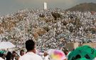 وصول 10 آلاف حاج من حجاج الجمعيات الأهلية إلى مكة المكرمة والمدينة المنورة - eg