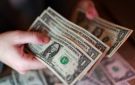 سعر الدولار أمام الجنيه أول أيام العيد.. اخر تحديث - eg