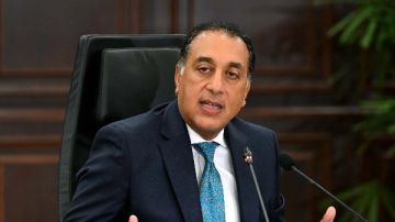 رئيس الوزراء يترأس اجتماع الحكومة الأسبوعي بالعاصمة الجديدة رئيس الوزراء يترأس اجتماع الحكومة الأسبوعي بالعاصمة الجديدة