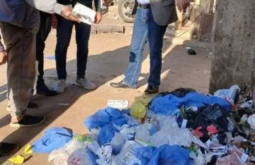 صحة الفيوم تضبط نفايات طبية في الشارع صحة الفيوم تضبط نفايات طبية في الشارع