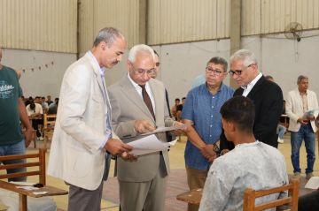 رئيس جامعة المنيا يتفقد امتحانات علوم الرياضة والآداب رئيس جامعة المنيا يتفقد امتحانات علوم الرياضة والآداب