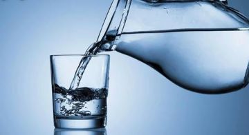 هل شرب الماء يضر الجسم؟.. الصحة تحسم الجدل هل شرب الماء يضر الجسم؟.. الصحة تحسم الجدل