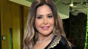 صابرين تدعم المنتخب المصري قبل مباراة بلجيكا صابرين تدعم المنتخب المصري قبل مباراة بلجيكا