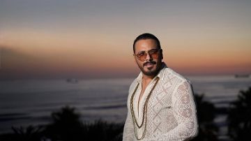 بعد 20 عاما.. رامي عياش يشعل الصيف بإعادة خد حرير بعد 20 عاما.. رامي عياش يشعل الصيف بإعادة خد حرير