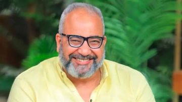 إلزام بيومي فؤاد بدفع أجر خادمة طليقته إلزام بيومي فؤاد بدفع أجر خادمة طليقته