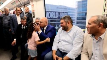 وزير النقل يتفقد مونوريل شرق النيل بالتزامن مع تشغيله الكامل