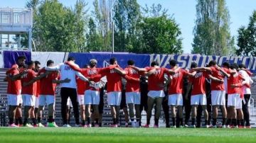 كلنا معاكم.. اتحاد الكرة يدعم لاعبي منتخب مصر قبل مواجهة بلجيكا في كأس العالم كلنا معاكم.. اتحاد الكرة يدعم لاعبي منتخب مصر قبل مواجهة بلجيكا في كأس العالم
