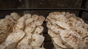 وزير التموين المصري يكشف واقع سعر الخبز بالمنظومة الجديدة وزير التموين المصري يكشف واقع سعر الخبز بالمنظومة الجديدة