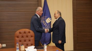 الدواء تعتزم دعم فلسطين بالمستحضرات الطبية الدواء تعتزم دعم فلسطين بالمستحضرات الطبية