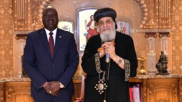 البابا تواضروس يستقبل سفير جنوب السودان البابا تواضروس يستقبل سفير جنوب السودان