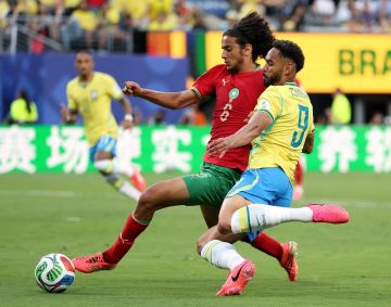 ليفربول يستهدف ضم نجم منتخب المغرب بعد المونديال ليفربول يستهدف ضم نجم منتخب المغرب بعد المونديال