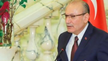 استمروا.. السفير التركي يشيد بأداء منتخب مصر في مواجهة بلجيكا بالمونديال استمروا.. السفير التركي يشيد بأداء منتخب مصر في مواجهة بلجيكا بالمونديال