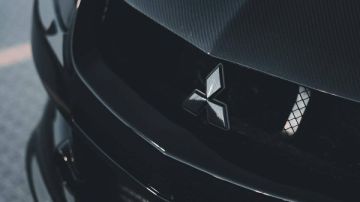 تسلا تطيح بـ ميتسوبيشي من عرش السيارات الأطول عمرا تسلا تطيح بـ ميتسوبيشي من عرش السيارات الأطول عمرا