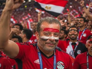 نجوم الفن يدعمون منتخب مصر قبل مواجهة بلجيكا بكأس العالم نجوم الفن يدعمون منتخب مصر قبل مواجهة بلجيكا بكأس العالم
