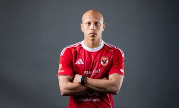 الأهلي ينهي الجدل حول مستقبل عمرو الجزار  تفاصيل