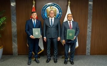 وزير البترول يشهد توقيع اتفاقية جديدة مع هاربور إنرجي ومذكرة مبادئ مع إيني لتحفيز الاستثمارات وزير البترول يشهد توقيع اتفاقية جديدة مع هاربور إنرجي ومذكرة مبادئ مع إيني لتحفيز الاستثمارات