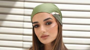 بسكارف على الرأس.. ملك احمد زاهر تخطف الأنظار بسكارف على الرأس.. ملك احمد زاهر تخطف الأنظار
