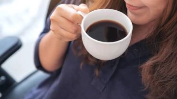 تناول كوب من هذا المشروب يوميا يحميك من أمراض خطيرة تناول كوب من هذا المشروب يوميا يحميك من أمراض خطيرة