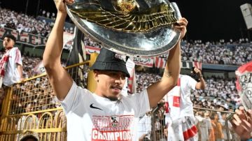 الزمالك يفكر في بيع بيزيرا.. و2 مليون دولار شرط رحيل شيكو بانزا