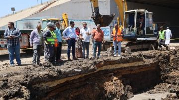 القليوبية.. إحلال وتجديد 100 متر من خط مياه مشتهر للقضاء على الأعطال القليوبية.. إحلال وتجديد 100 متر من خط مياه مشتهر للقضاء على الأعطال