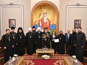 البابا تواضروس يستقبل وفدا من الكنيسة الروسية صور البابا تواضروس يستقبل وفدا من الكنيسة الروسية صور