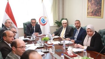 وزير الصحة : رفع كفاءة المنشآت الطبية والتعليمية وزير الصحة : رفع كفاءة المنشآت الطبية والتعليمية