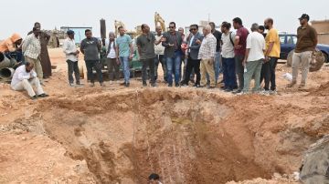 انتهاء إصلاح كسر مفاجئ بخط مياه رئيسي بالعاشر من رمضان وإعادة ضخ المياه