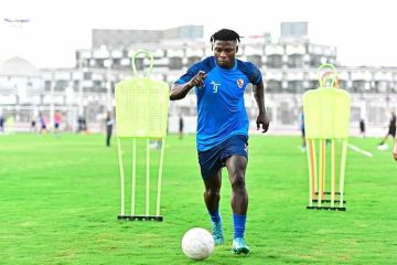 تفاصيل عرض الزمالك لحل أزمة سامسون أكينيولا