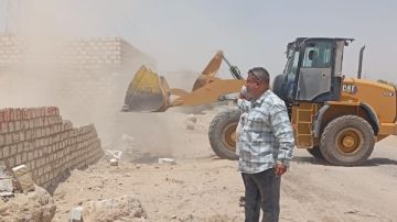 إزالة 17حالة تعد على أملاك الدولة بنجع حمادي