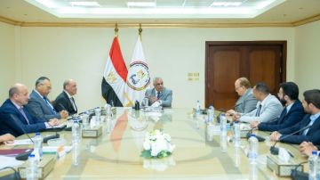 توظيف تقنيات الذكاء الاصطناعي.. جمبلاط: نولي اهتماما كبيرا لربط البحث العلمي بالصناعة توظيف تقنيات الذكاء الاصطناعي.. جمبلاط: نولي اهتماما كبيرا لربط البحث العلمي بالصناعة