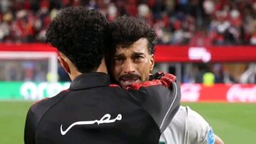 رامين رضائيان باكيا لـ شعب إيران : سامحونا قدمنا مباراة كبيرة