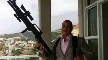 النيابة ترفع الكارت الأحمر لـ نخنوخ.. فيلا بـ 40 مليونا تعيده سجينا النيابة ترفع الكارت الأحمر لـ نخنوخ.. فيلا بـ 40 مليونا تعيده سجينا