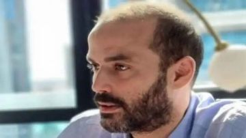 الرزانة أعادت لي حياتي.. عمر حسن يوسف يحتفل بمرور 1095يوما على التعافي من تناول الكحوليات الرزانة أعادت لي حياتي.. عمر حسن يوسف يحتفل بمرور 1095يوما على التعافي من تناول الكحوليات