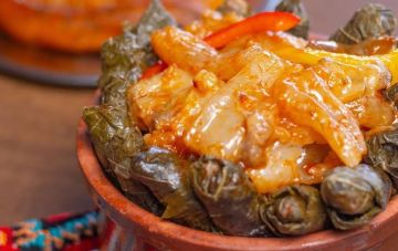 كله بهاريز .. طريقة عمل طاجن ورق العنب بالكوارع كله بهاريز .. طريقة عمل طاجن ورق العنب بالكوارع