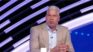 الأهلي يعين وائل جمعة مديرا للكرة خلفا لوليد صلاح الدين الأهلي يعين وائل جمعة مديرا للكرة خلفا لوليد صلاح الدين