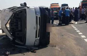 انقلاب ميكروباص.. إصابة 6 أشخاص بالصف انقلاب ميكروباص.. إصابة 6 أشخاص بالصف