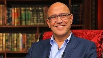 أشرف عبد الباقي يسخر من لاعب إيران بعد إلغاء الهدف عقب احتفاله