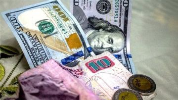 سعر الدولار اليوم في مصر 15 يونيو 2026.. استقرار بالبنوك سعر الدولار اليوم في مصر 15 يونيو 2026.. استقرار بالبنوك