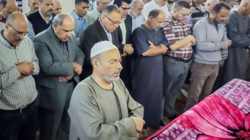 طريقة وضع الميت أثناء صلاة الجنازة.. دار الإفتاء تجيب طريقة وضع الميت أثناء صلاة الجنازة.. دار الإفتاء تجيب