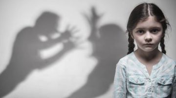 حكم إساءة معاملة الزوجة والأولاد في الإسلام.. الإفتاء تجيب حكم إساءة معاملة الزوجة والأولاد في الإسلام.. الإفتاء تجيب